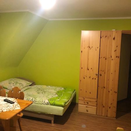 Pokoje Goscinne Pod Gubalowka Nowe Bystre Esterno foto